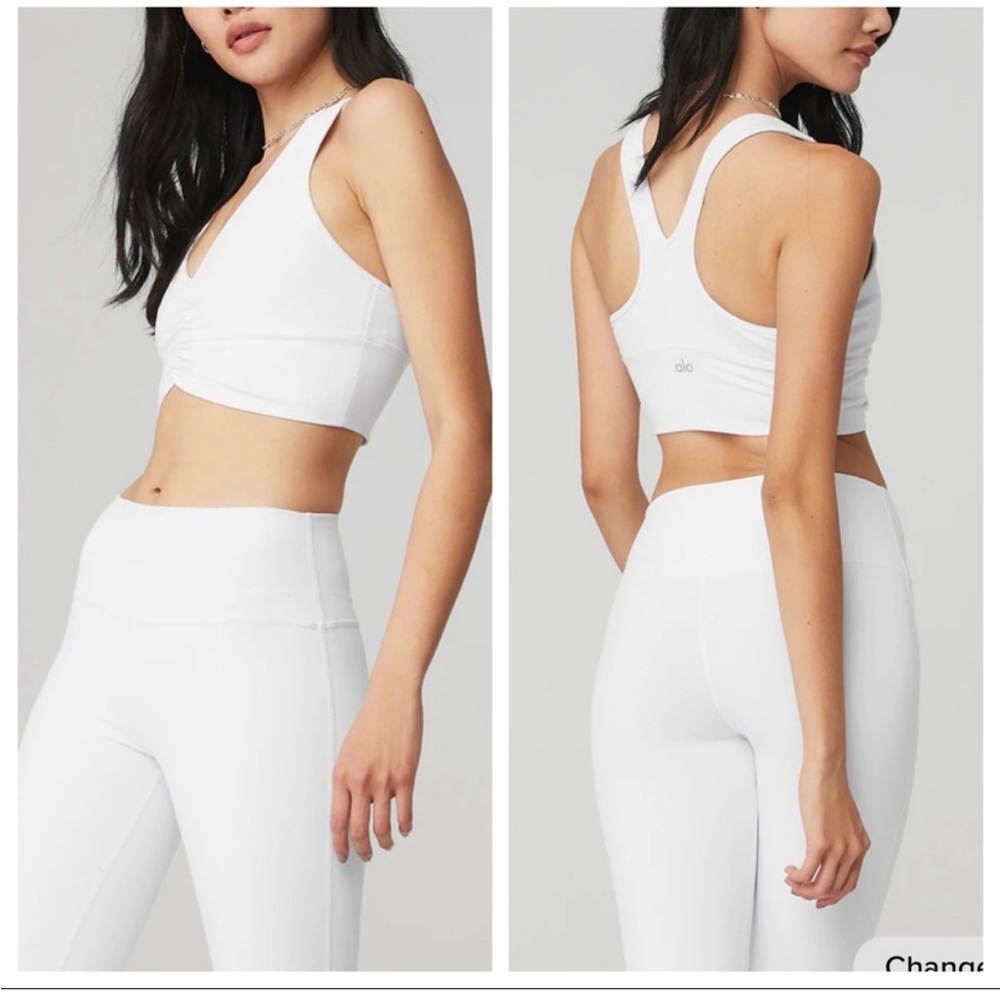 ALO YOGA White Wild Thing Bra Size M
